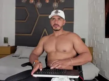 MartinaCroxx – webcam model profile photo Image 14