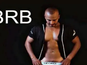 MartinaCroxx – webcam model profile photo Image 4