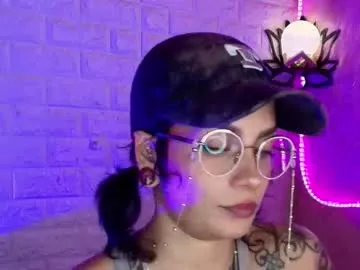 BlondeScarlettx – webcam model profile photo Image 17