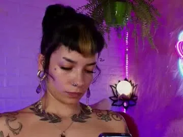 BlondeScarlettx – webcam model profile photo Image 9