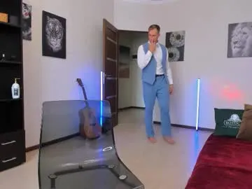 itsme_LEON – webcam model profile photo Image 18