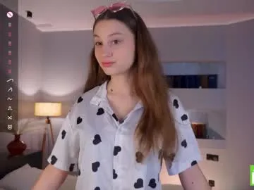 Olvia7985 – webcam model profile photo Image 11