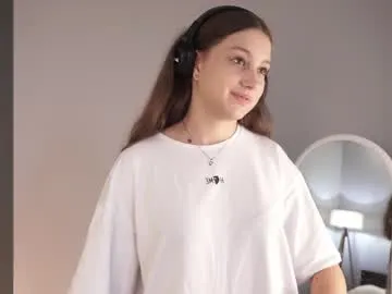 Olvia7985 – webcam model profile photo Image 5