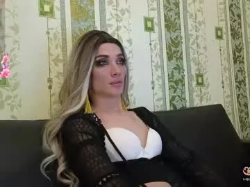 LizzieGreyX – webcam model profile photo Image 3