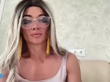 LizzieGreyX – webcam model profile photo Image 9