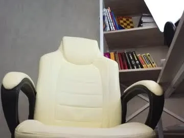 SamMargoMd – webcam model profile photo Image 16