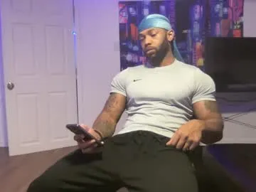 InnaWilliams – webcam model profile photo Image 9