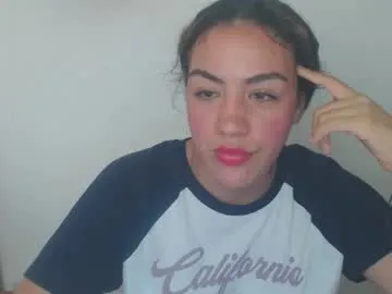 BlondeScarlettx – webcam model profile photo Image 2