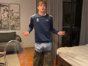 BlondeScarlettx – webcam model profile photo Image 10