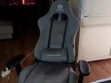 BrookeBratXO – webcam model profile photo Image 6