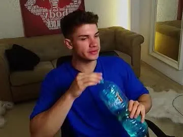 SusyBlair – webcam model profile photo Image 13