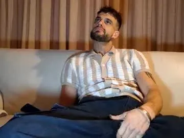 BabeBeth40 – webcam model profile photo Image 8