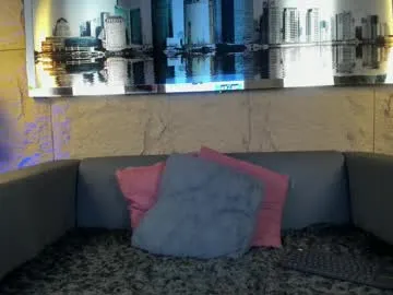 SilviaPastori – webcam model profile photo Image 5