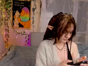 SashaVaughn – webcam model profile photo Image 8