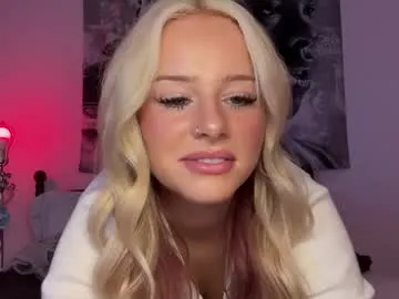 VallerieJones – webcam model profile photo Image 2