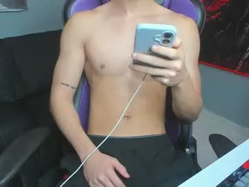 BlondeHott – webcam model profile photo Image 3