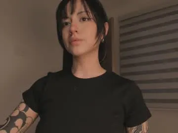 blondeambitionnn – webcam model profile photo Image 19