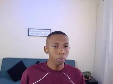 BlondeHott – webcam model profile photo Image 14