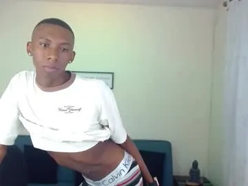 BlondeHott – webcam model profile photo Image 7