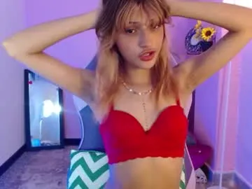 AureliyXXX – webcam model profile photo Image 11