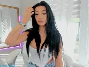 SelennaMoon – webcam model profile photo Image 16