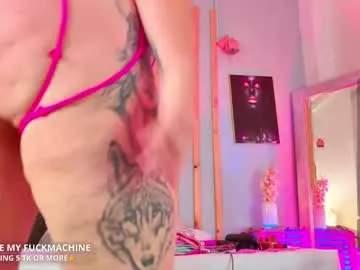 Miqibaob – webcam model profile photo Image 10