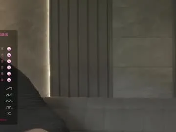 bunny_blonde – webcam model profile photo Image 8