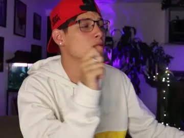 enjohnny – webcam model profile photo Image 2