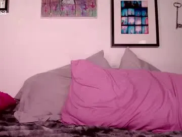 blondeangel_4u2 – webcam model profile photo Image 10