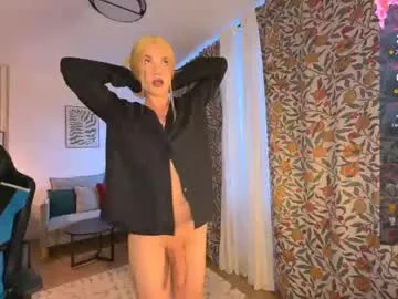 GreenEyesBlondeyUK – webcam model profile photo Image 18