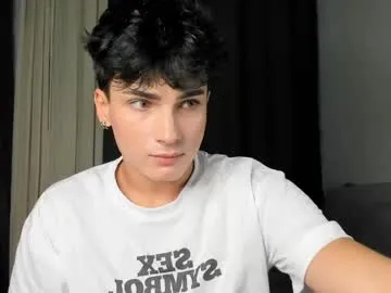 BabeBeth40 – webcam model profile photo Image 3