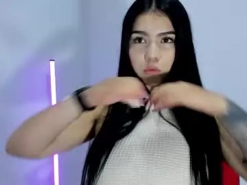 SilviaPastori – webcam model profile photo Image 9