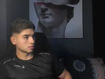 TyleneBuck – webcam model profile photo Image 17