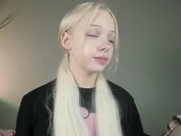 SusyBlair – webcam model profile photo Image 12