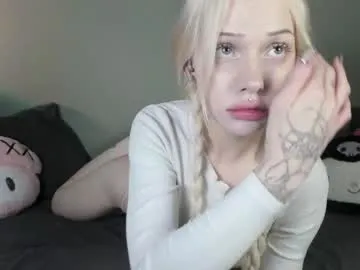 SusyBlair – webcam model profile photo Image 7