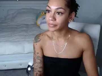 SelennaMoon – webcam model profile photo Image 17