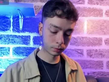 KateDivineUK – webcam model profile photo Image 16