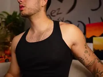 enjohnny – webcam model profile photo Image 17