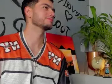 enjohnny – webcam model profile photo Image 5