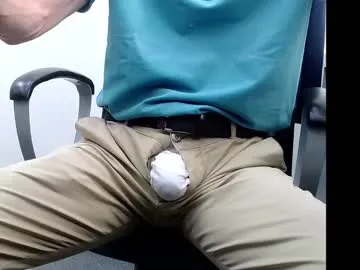 itsme_LEON – webcam model profile photo Image 2