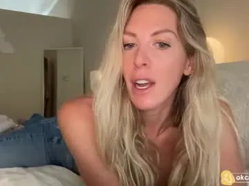 BrookeBratXO – webcam model profile photo Image 16