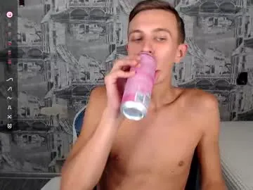 British_EmJess – webcam model profile photo Image 10