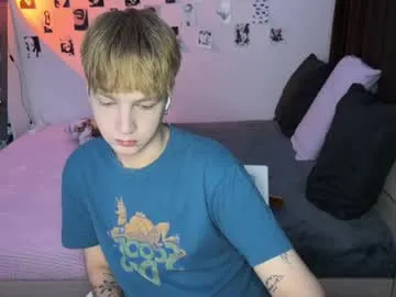 drinklinov – webcam model profile photo Image 14