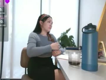 WhoreRobot – webcam model profile photo Image 12