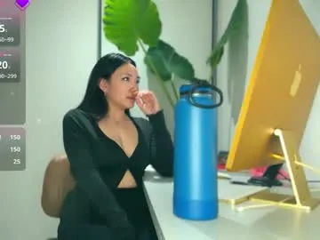 WhoreRobot – webcam model profile photo Image 4