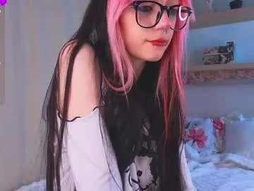 SusyBlair – webcam model profile photo Image 7