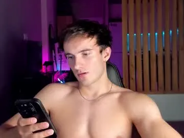 KrissyQueen – webcam model profile photo Image 12