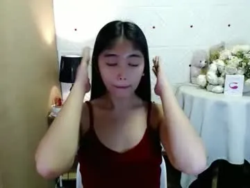 GreenEyesBlondeyUK – webcam model profile photo Image 14