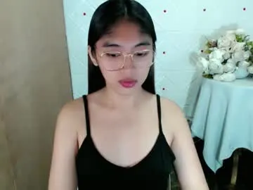 GreenEyesBlondeyUK – webcam model profile photo Image 2