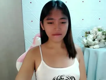 GreenEyesBlondeyUK – webcam model profile photo Image 5